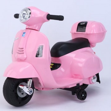 Vespa Scooter Ride-On (Pink)